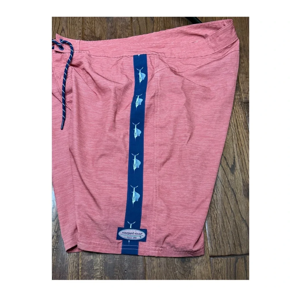Vineyard Vines Mens Coral Pink Marlin Stripe Board Shorts Size 36 Swim Trunks